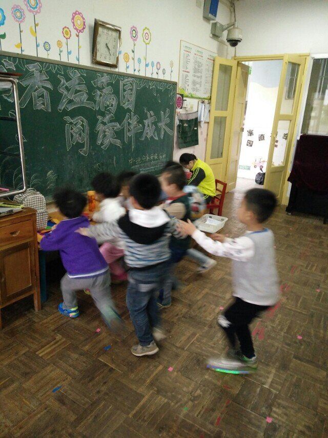 我要做第一个抢答的人!抢啊!