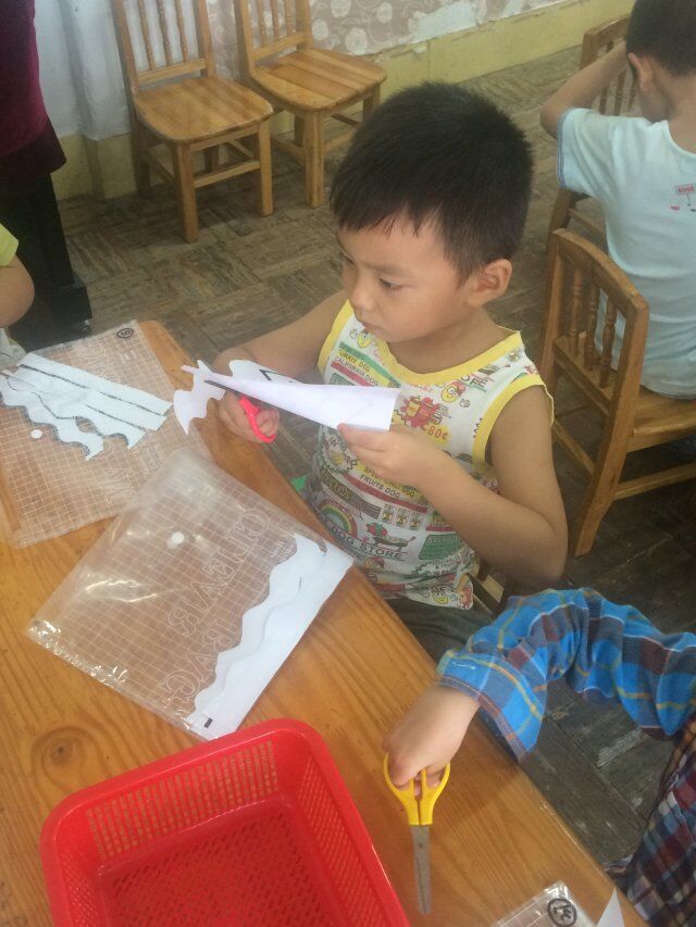 哇!超级认真哦!