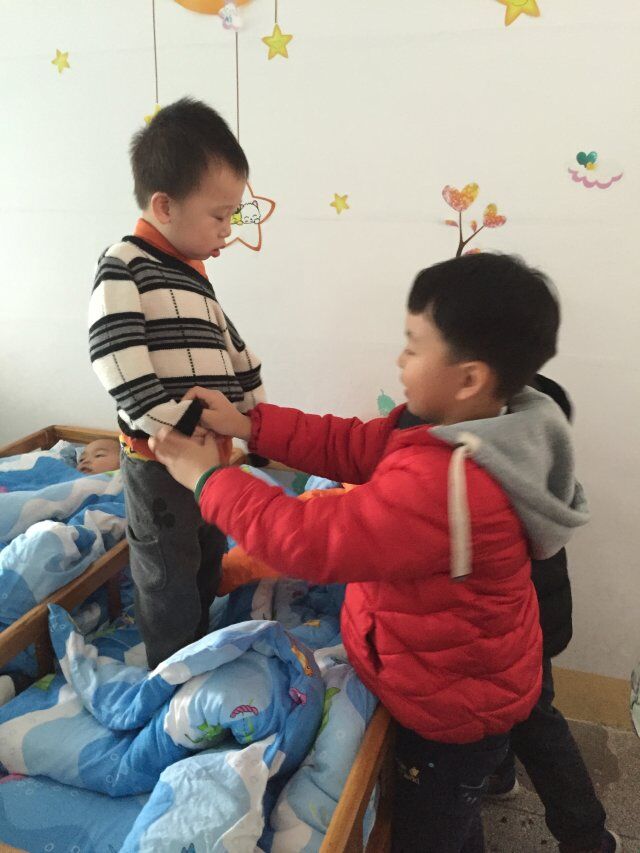 有哥哥的照顾,我都舒服的想睡了!