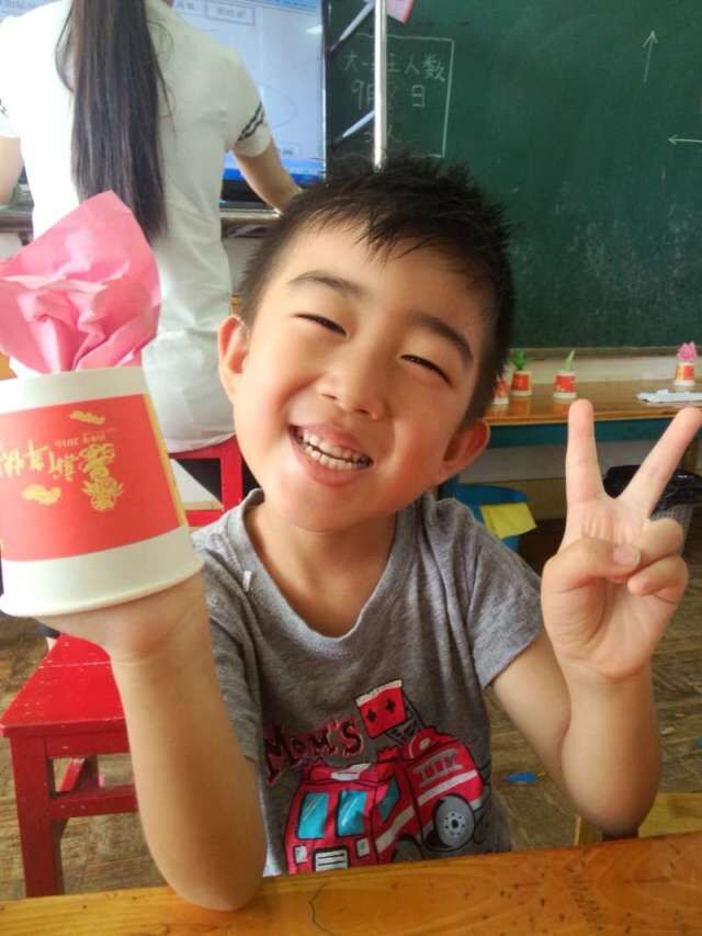 为你做礼物,我很开心哦