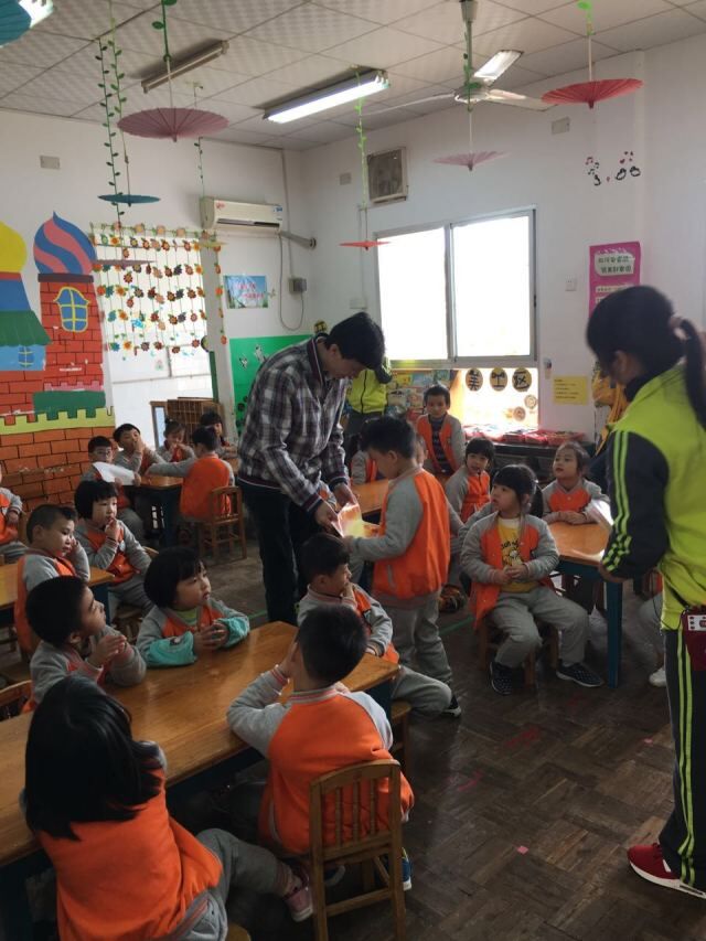 爸爸,我不太会表达,但我爱您!您知道!