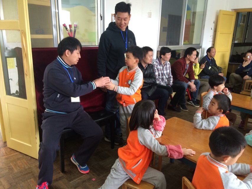 爸爸辛苦了!请喝茶!